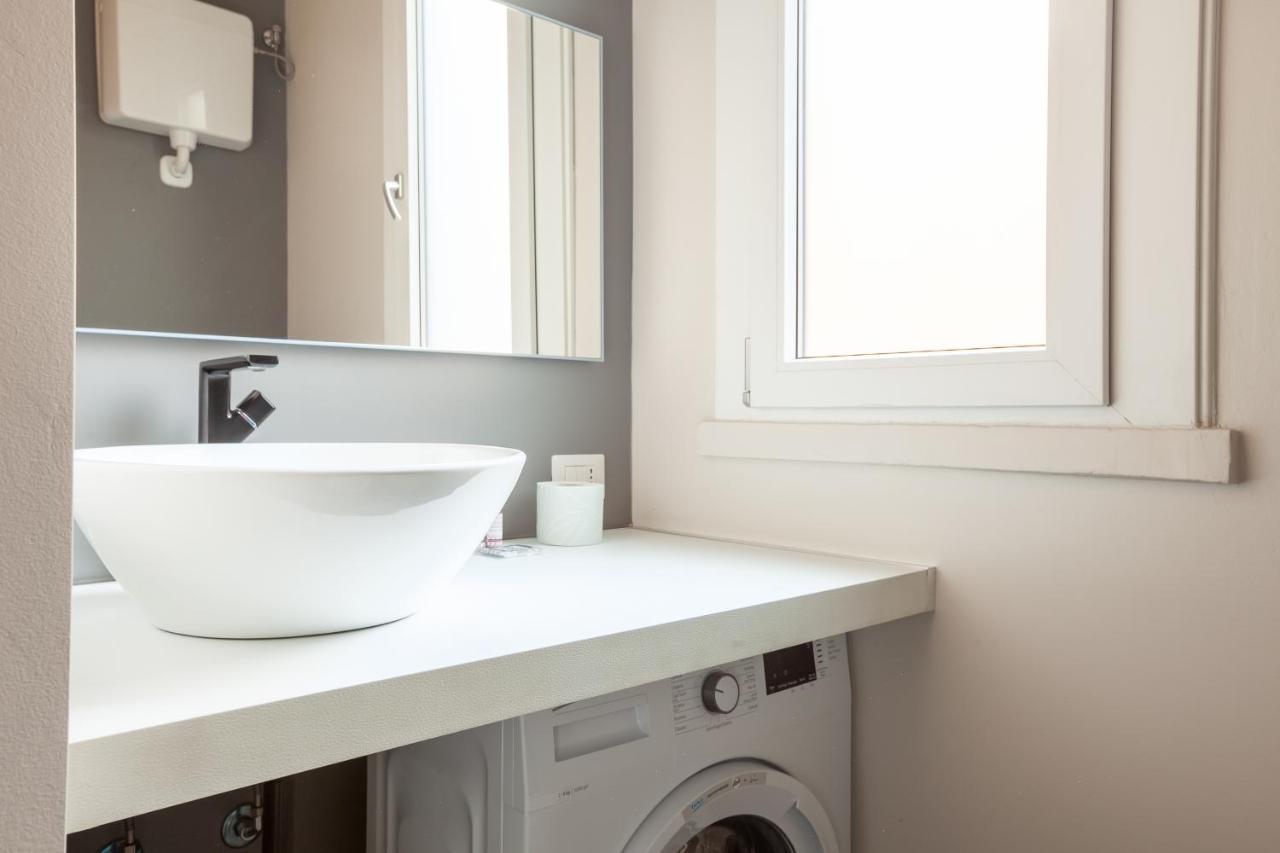 Renovated Apartment In Milan City Center - Commenda 21 Buitenkant foto